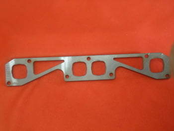 SBC Stahl square hole header flanges